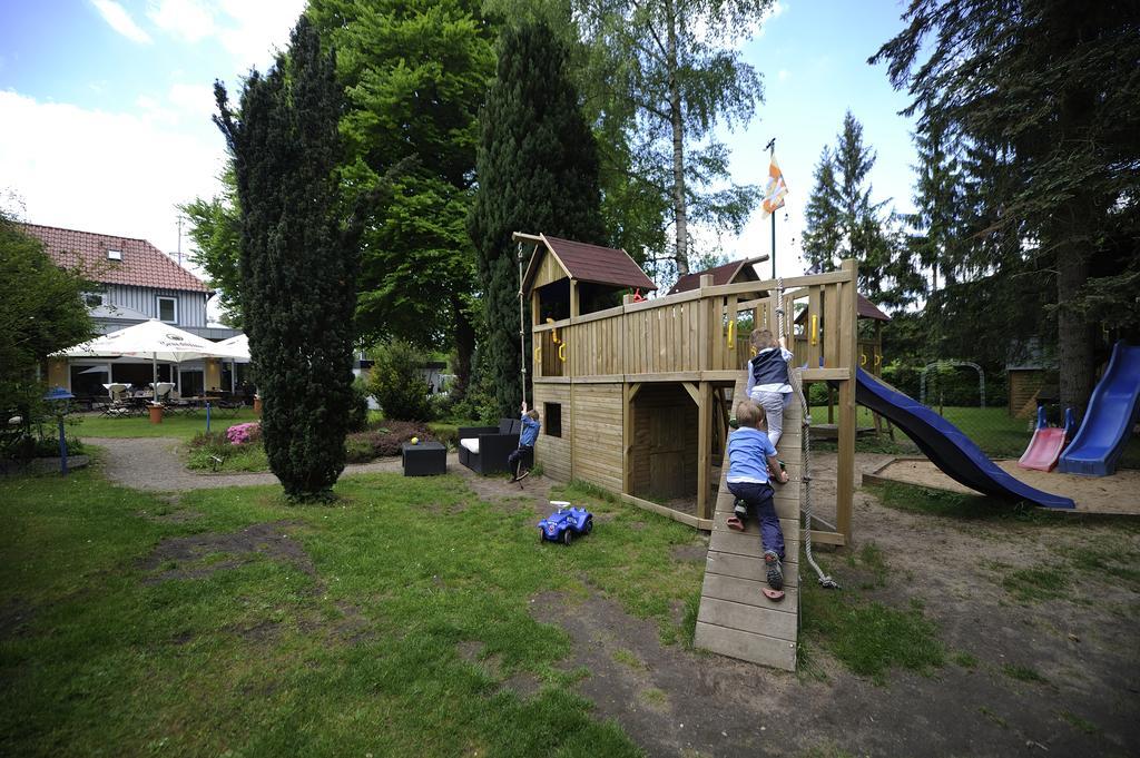 Hotel Zur Heidebluete Hambuhren Luaran gambar